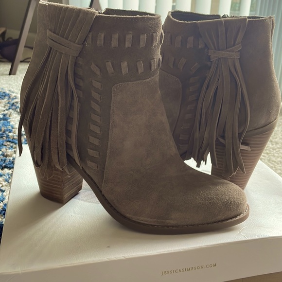 Jessica Simpson Boots size 8.5 - Picture 1 of 4